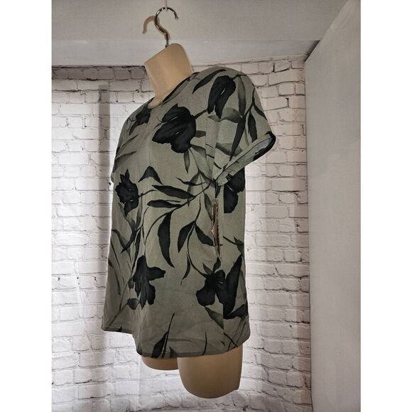 Jones New York Womens Size 8 Green Floral 100% Silk Blouse - Picture 2 of 5